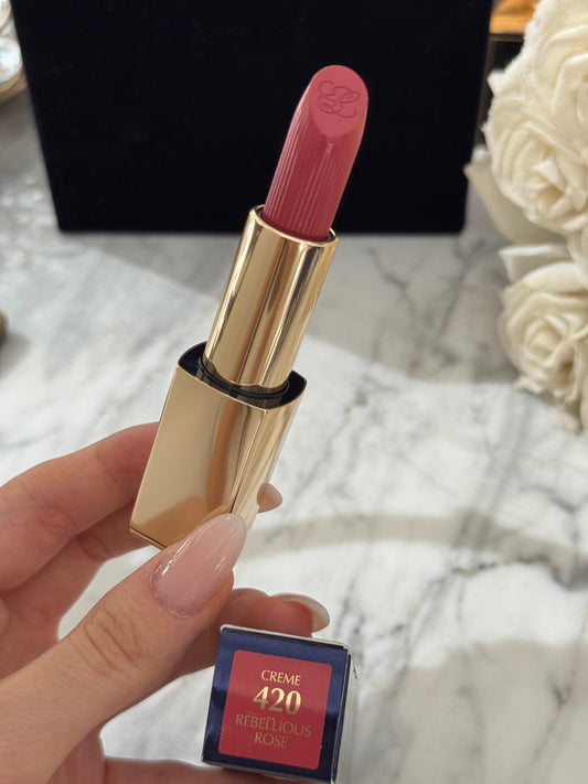 ESTÉE LAUDER Pure Color
Creme Lipstick (420)