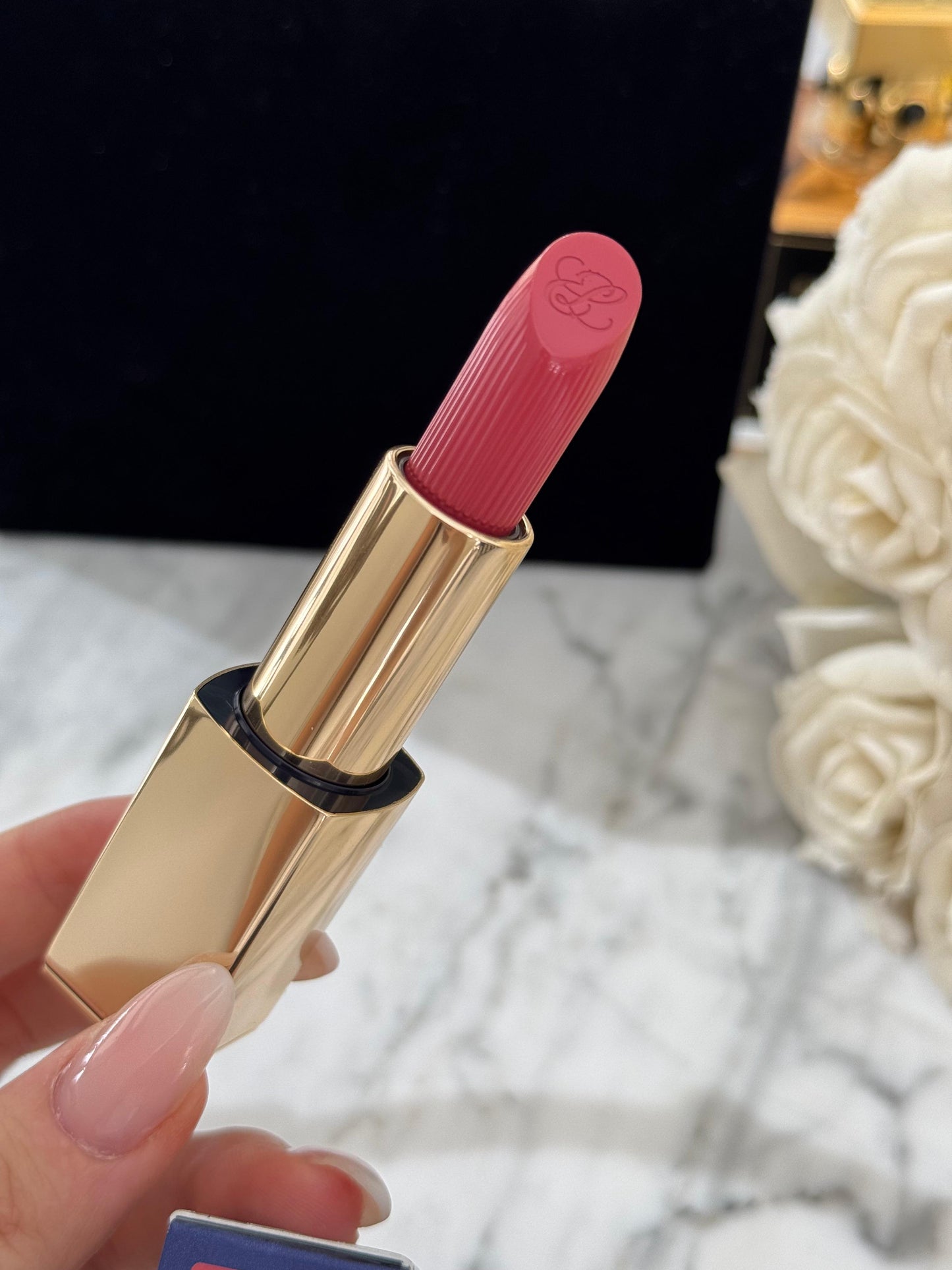ESTÉE LAUDER Pure Color
Creme Lipstick (420)