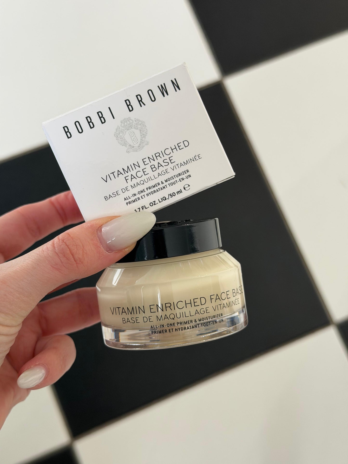 BOBBI BROWN
Vitamin Enriched Face Base Moisturizer & Primer