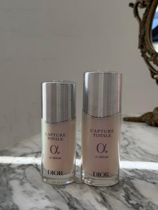 DIOR Capture Totale Le Sérum
Face and Neck Youth Revealing Serum
