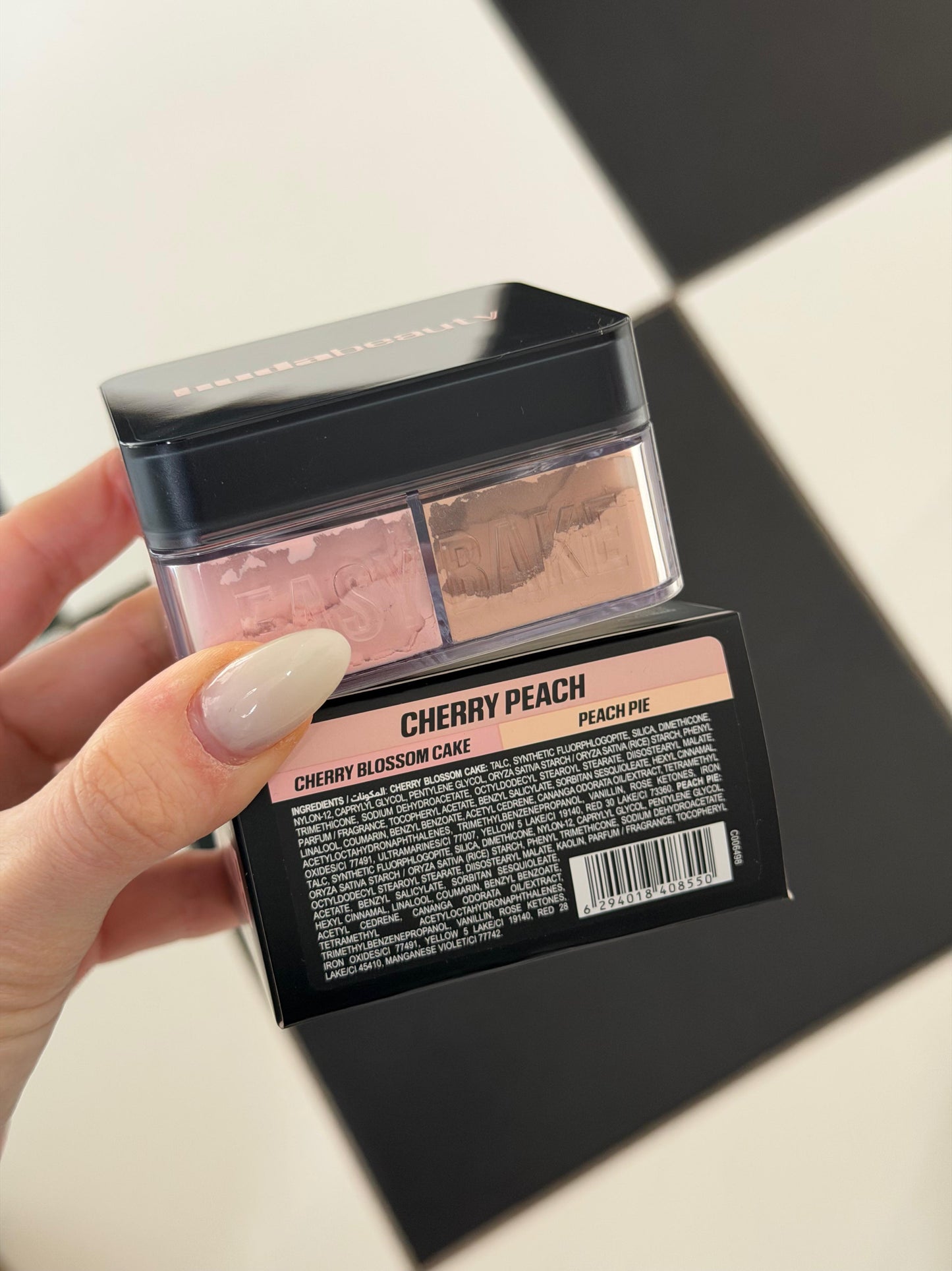 HUDA BEAUTY Easy Bake Duo Loose Baking & Setting Powder - Cherry Peach