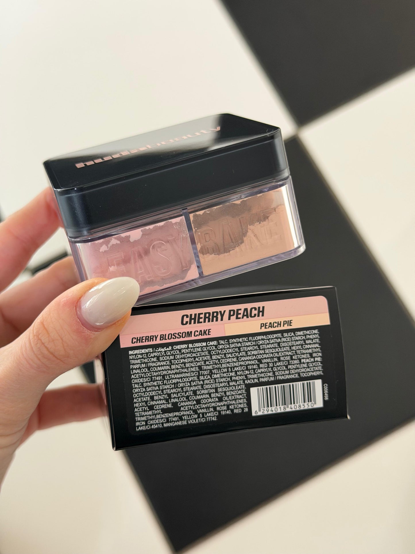 HUDA BEAUTY Easy Bake Duo Loose Baking & Setting Powder - Cherry Peach