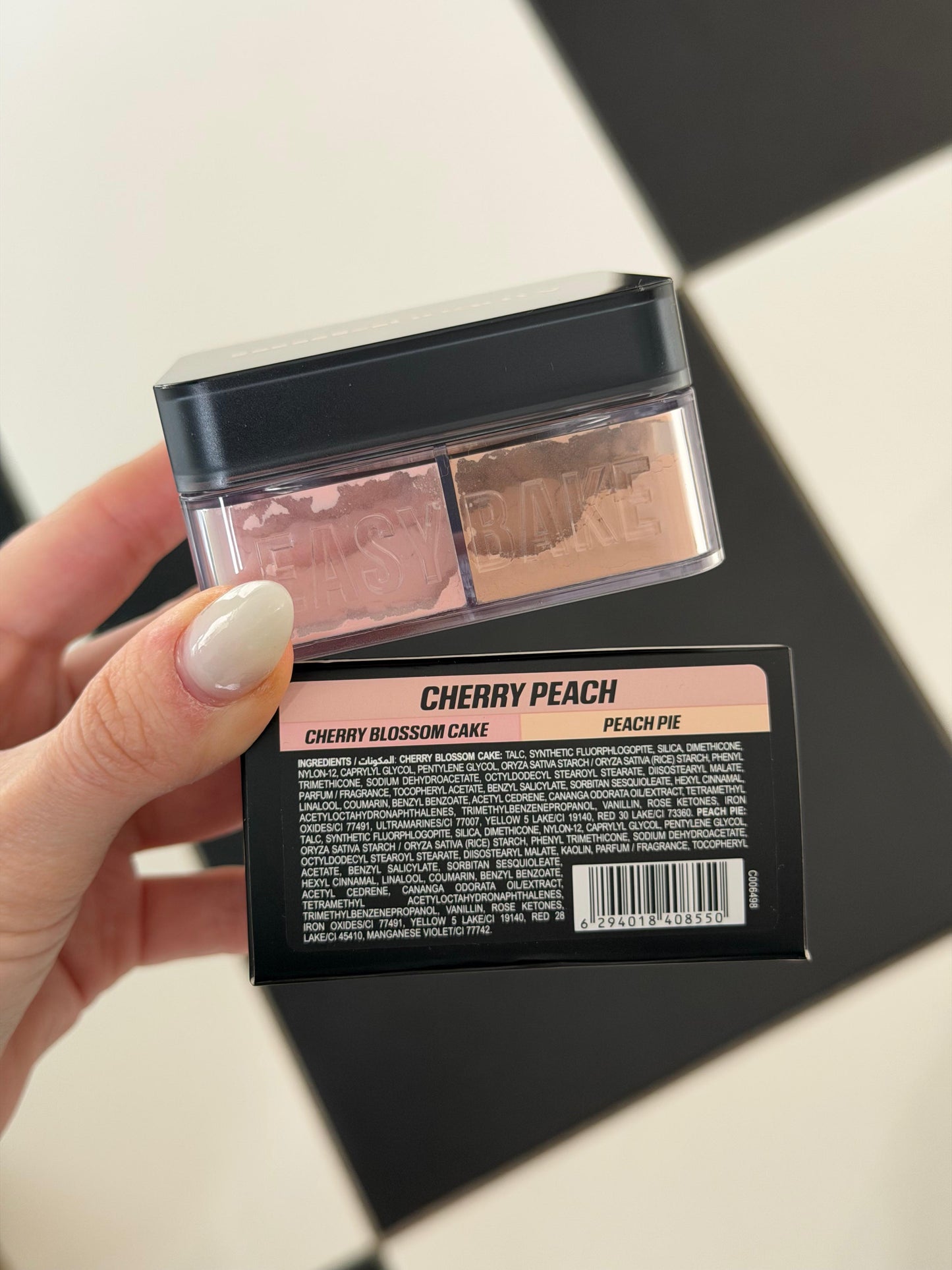 HUDA BEAUTY Easy Bake Duo Loose Baking & Setting Powder - Cherry Peach