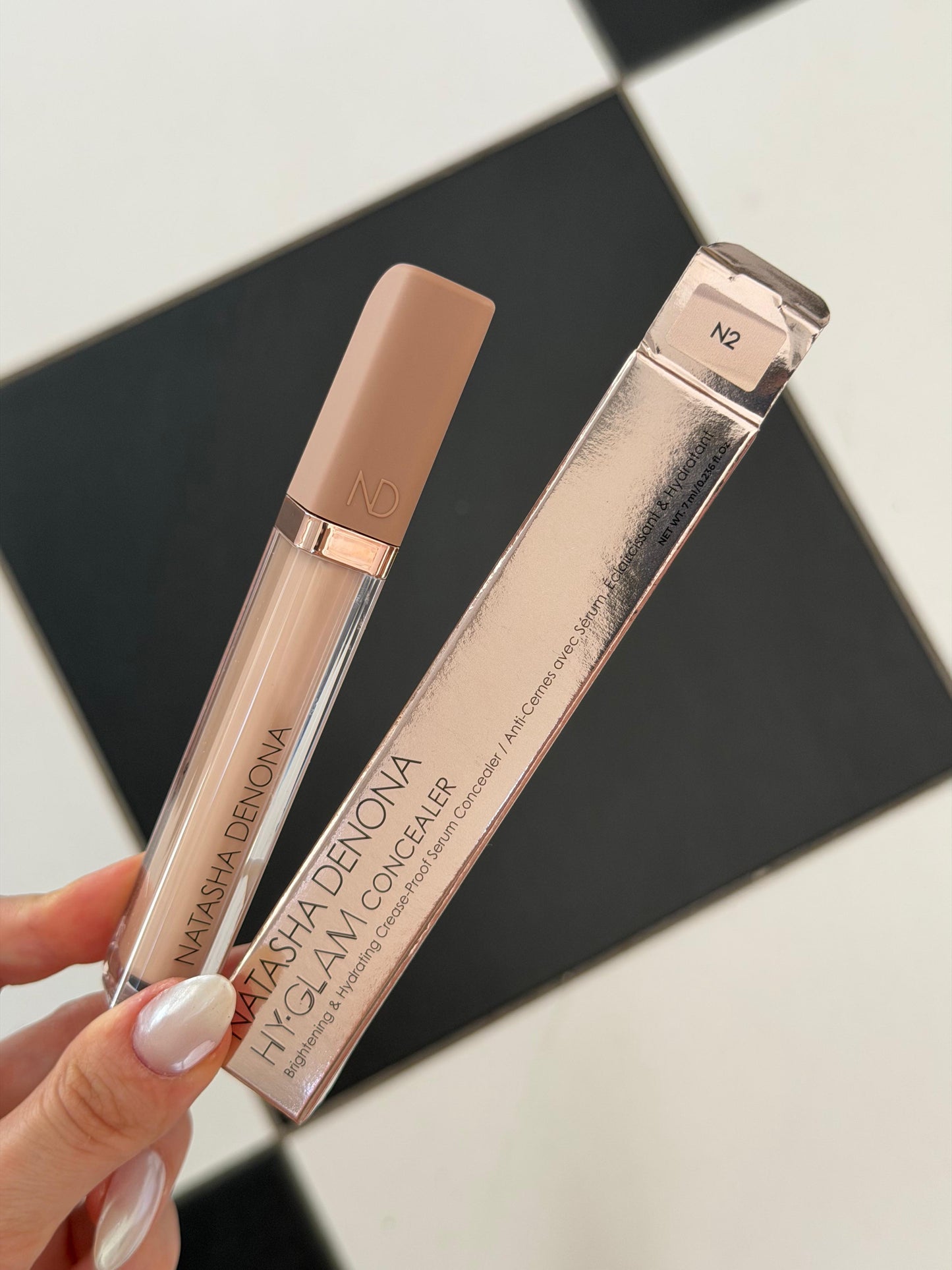 NATASHA DENONA Hy-Glam
Brightening & Hydrating Crease-Proof Serum Concealer (N2)