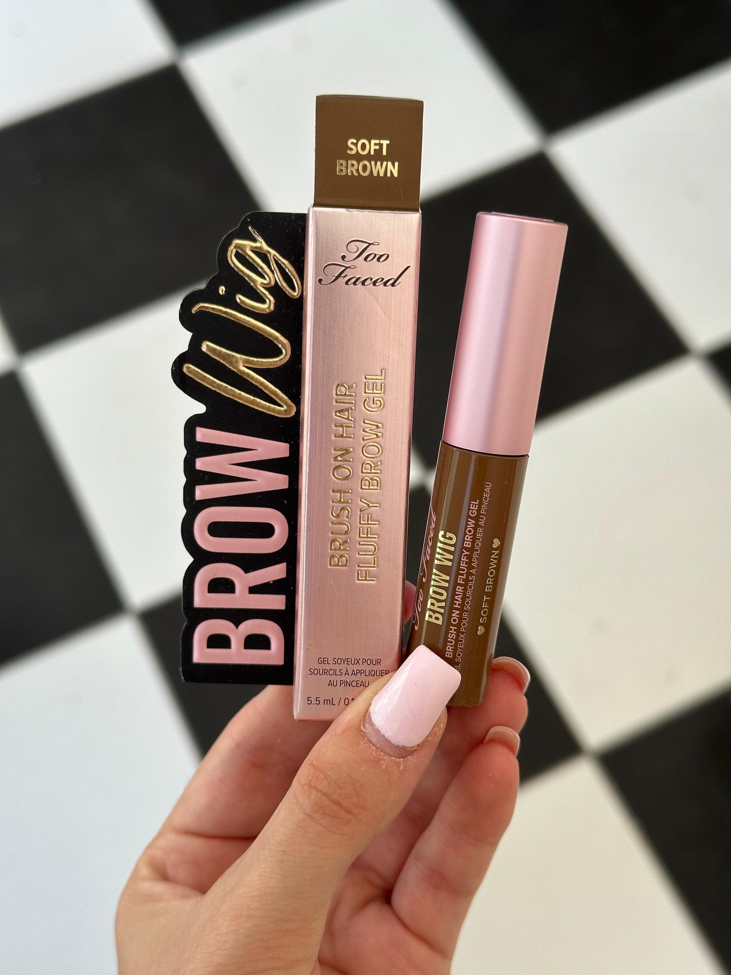 TOO FACED Brow Wig Eyebrow Gel - Soft Brown
Brush-On Hair Fluffy Brow Gel