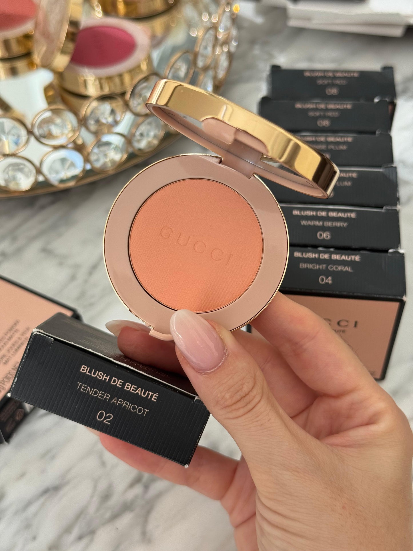 GUCCI Blush De Beauté - Cheeks & Eyes Powder Luminous Matte (02)