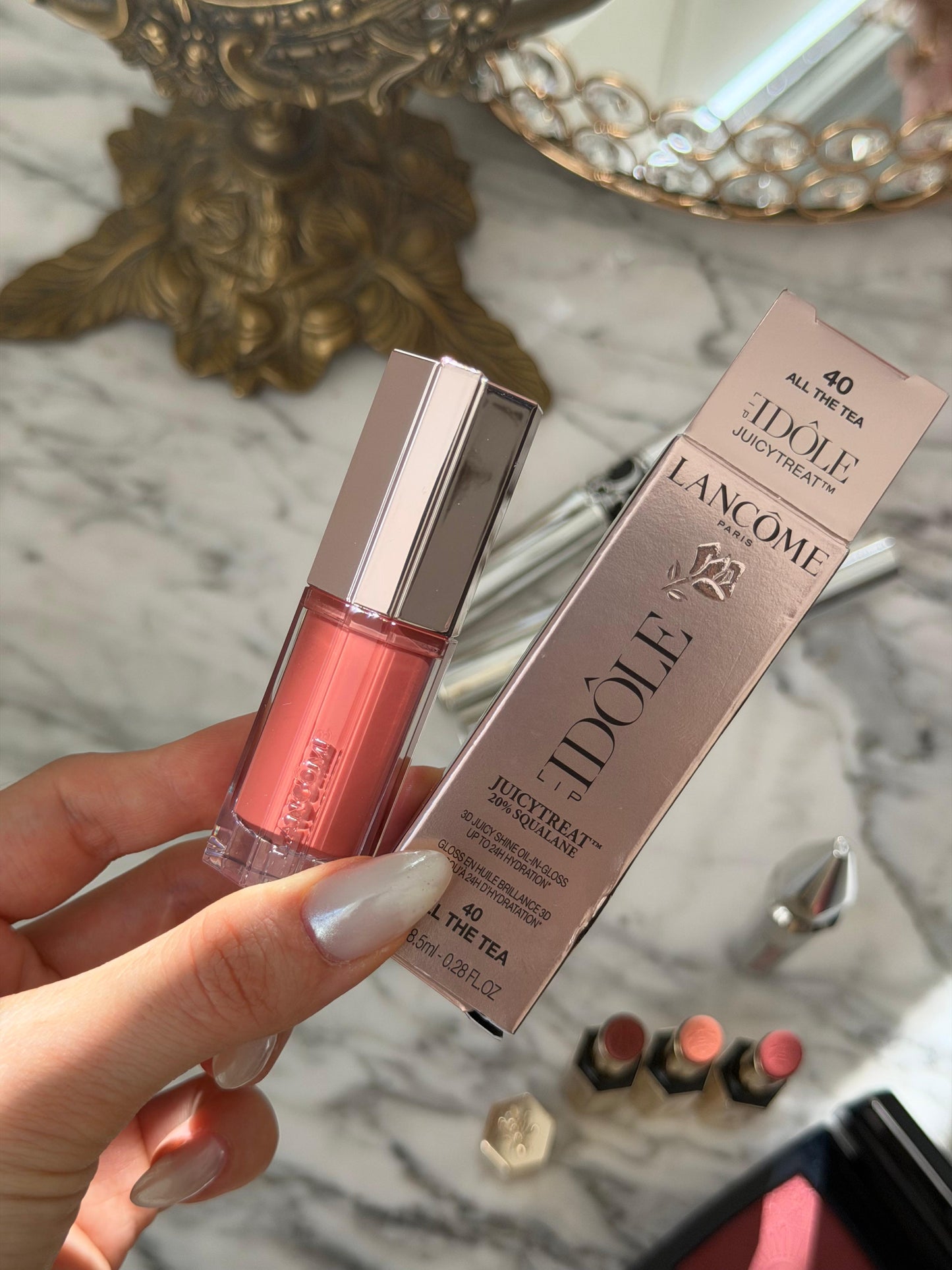 LANCÔME Lip Idole Juicytreat Lip Oil Gloss (40)
3D Juicy Shine Oil-in-Gloss, 24H Hydration