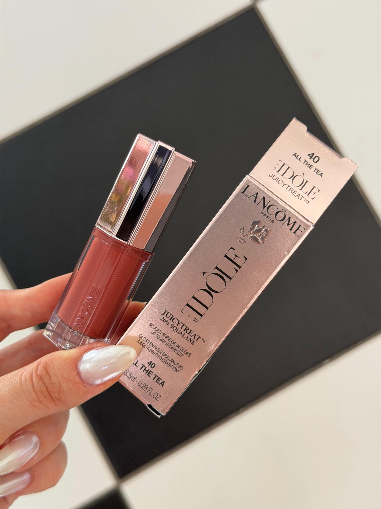 LANCÔME Lip Idole Juicytreat Lip Oil Gloss (40)
3D Juicy Shine Oil-in-Gloss, 24H Hydration