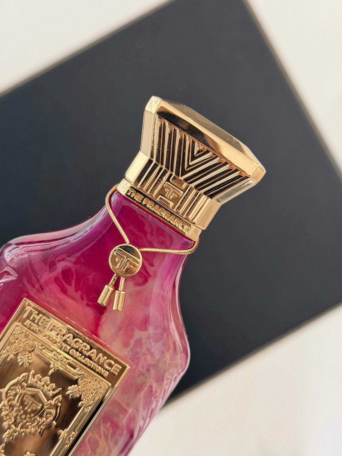 THE FRAGRANCE PARFUMS Zhor The Femme - Extrait De Parfum