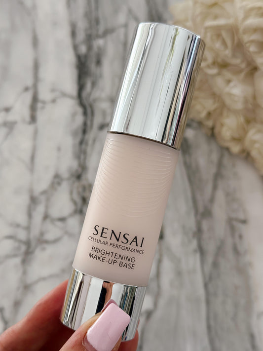 SENSAI 
Cellular Performance Foundations
Brightening Make-Up Base SPF15