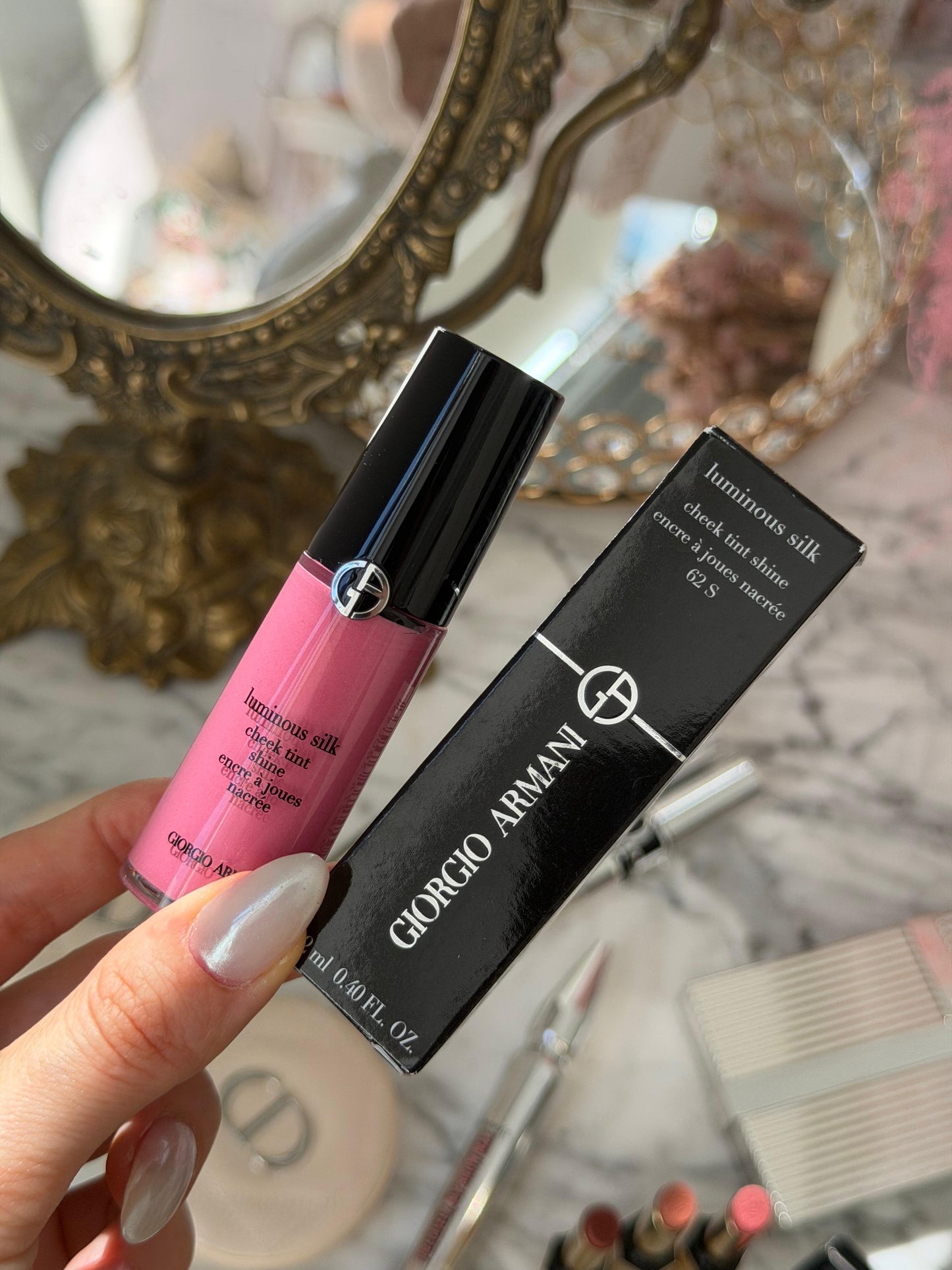 ARMANI Luminous Silk Cheek Tint - 
Skin-Fusing Liquid Blush (62S)