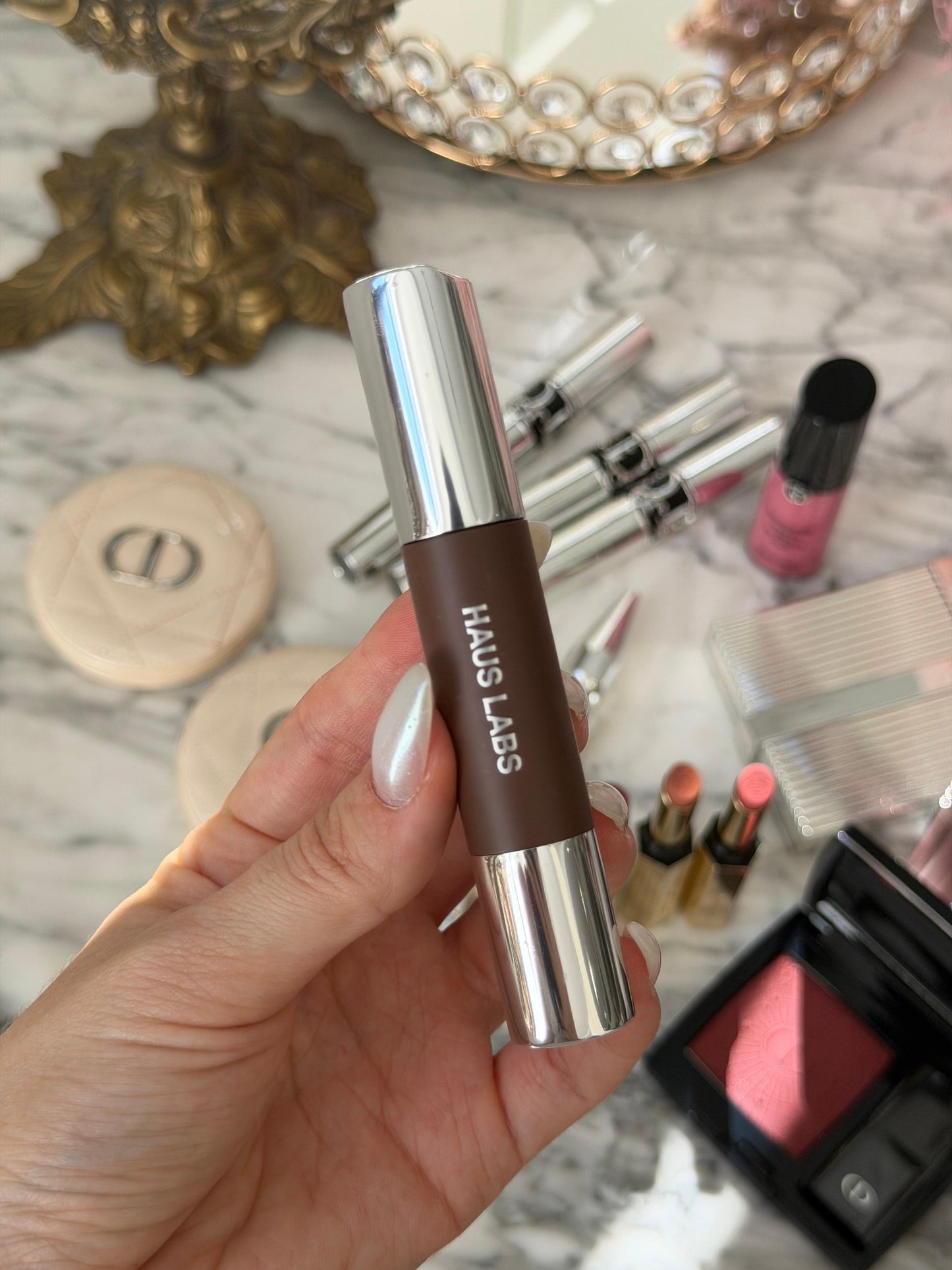HAUS LABS 
Precision Sculpt Shaping Balm Contour - Taper