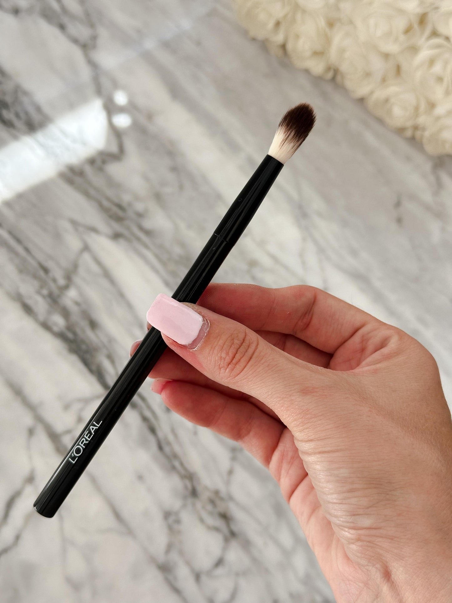 L'ORÉAL Eye Soft Smoky Professional Makeup Brush