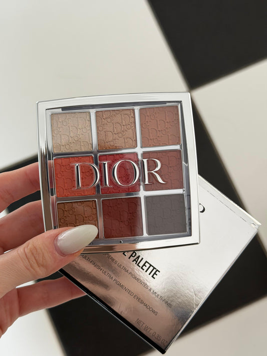 DIOR Backstage Eye Palette (003)
Eye Palette - Multi-Finish Ultra Pigmented Eyeshadows