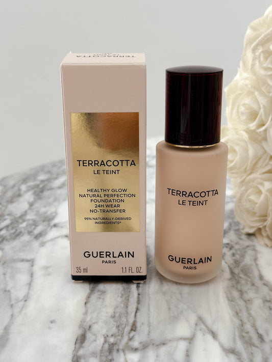 GUERLAIN Terracotta Le Teint
24H Wear, No-Transfer, Natural Glow, Perfecting Foundation