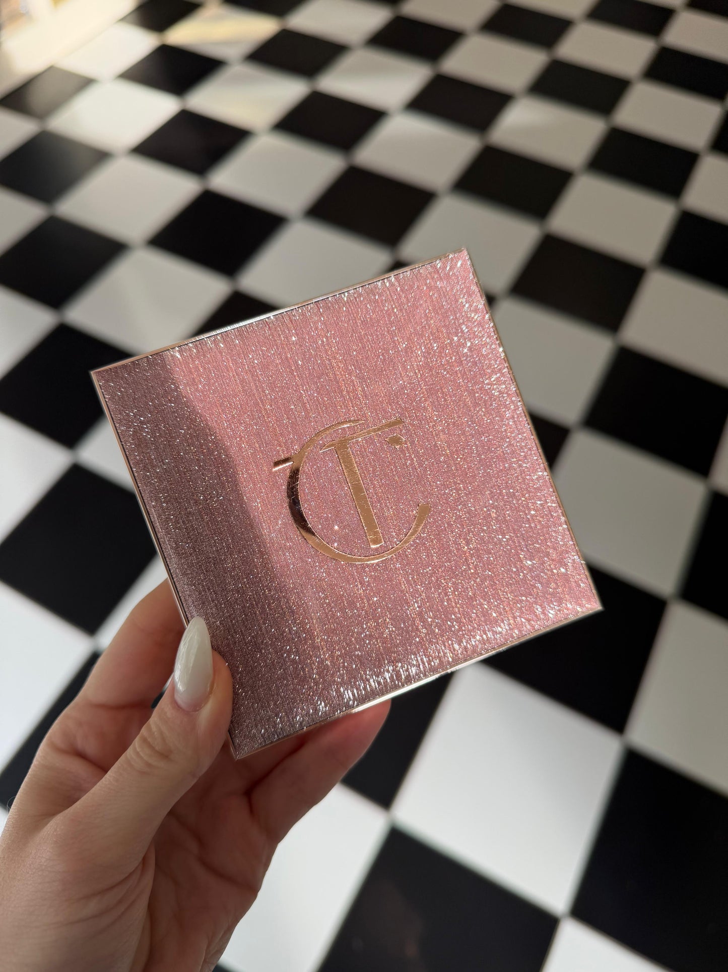 CHARLOTTE TILBURY Hollywood Instant Look In A Palette - Dreamy Bronzed Beauty