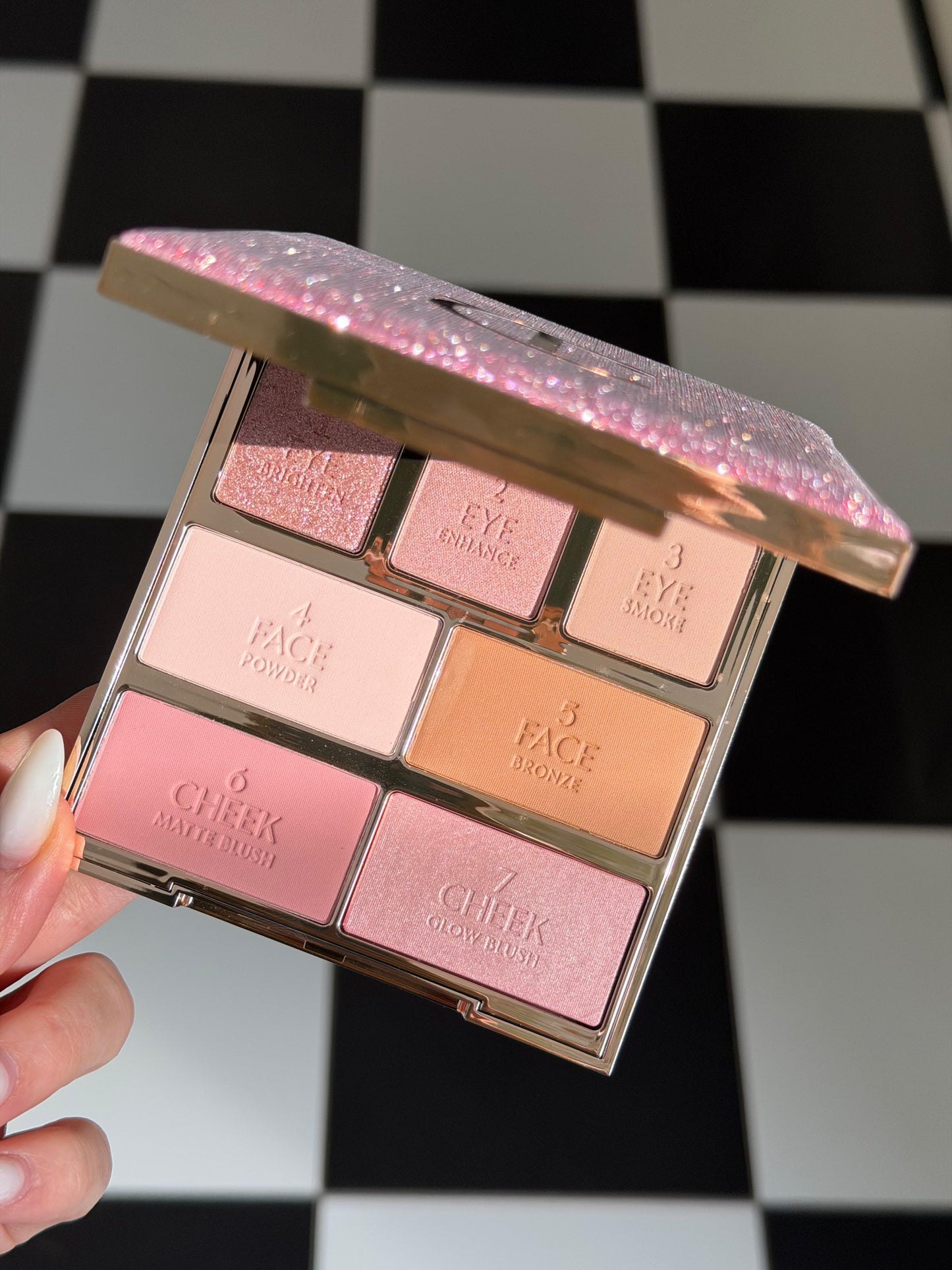 CHARLOTTE TILBURY Hollywood Instant Look In A Palette - Dreamy Glowing Beauty