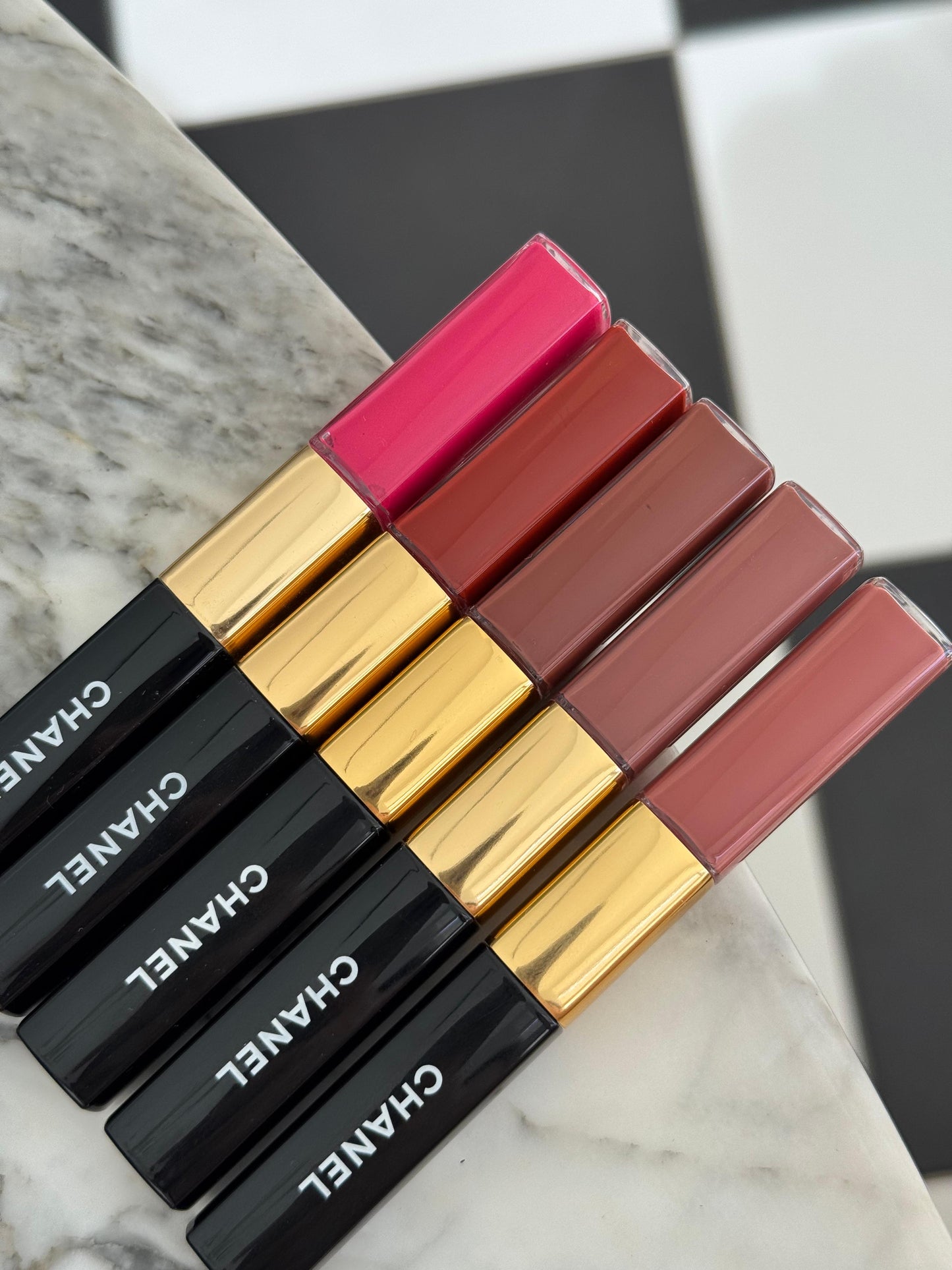 CHANEL Le Rouge Duo Ultra Tenue (182)
Ultrawear Liquid Lip Colour