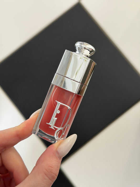 DIOR Addict Lip Glow Oil (012)
Nourishing Lip Oil, Intense Gloss