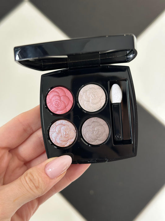 CHANEL Les 4 Ombres
Multi-Effect Quadra Eyeshadow (387)