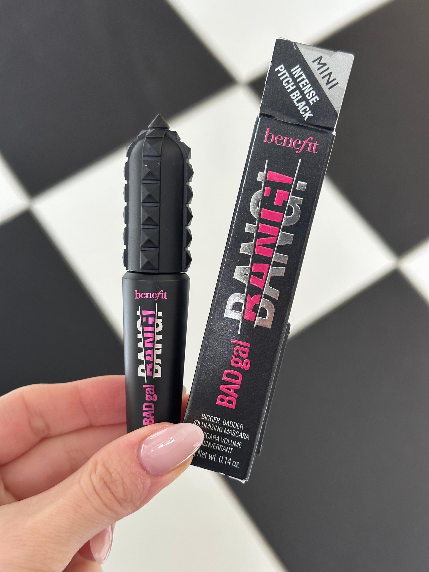 BENEFIT BAD gal Bang!
Bigger, Badder Volumizing Mascara