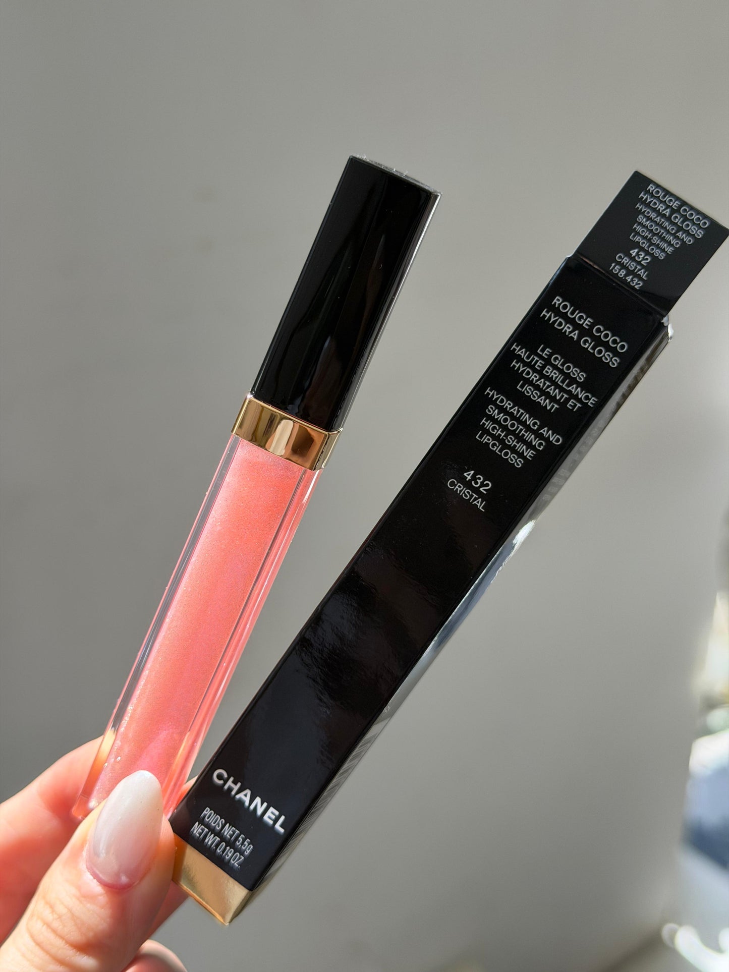 CHANEL Rouge Coco Gloss (432)
Moisturizing Gel Brillant Hidratant