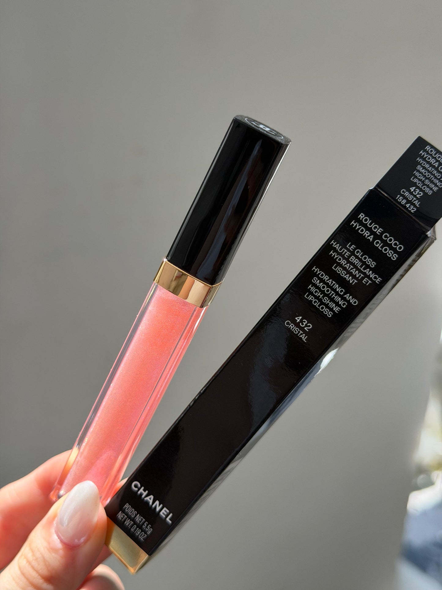 CHANEL Rouge Coco Gloss (432)
Moisturizing Gel Brillant Hidratant