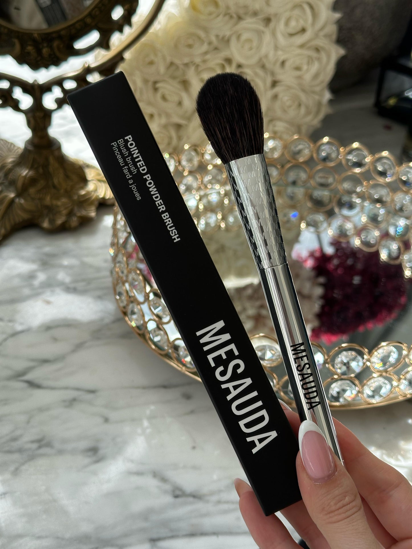 MESAUDA Pointed Powder Blush Brush