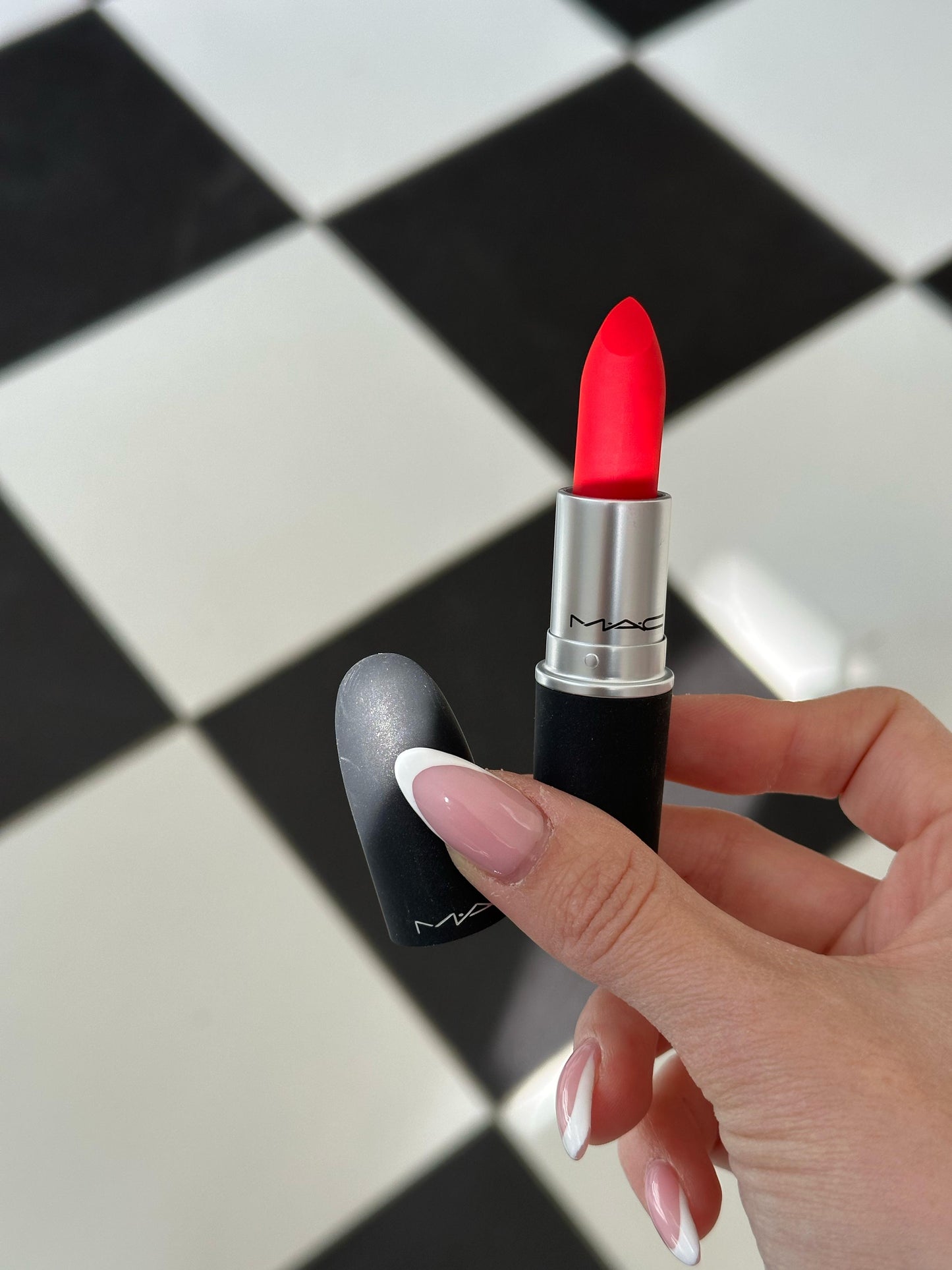 MAC Retro Matte Lipstick - Lady Danger