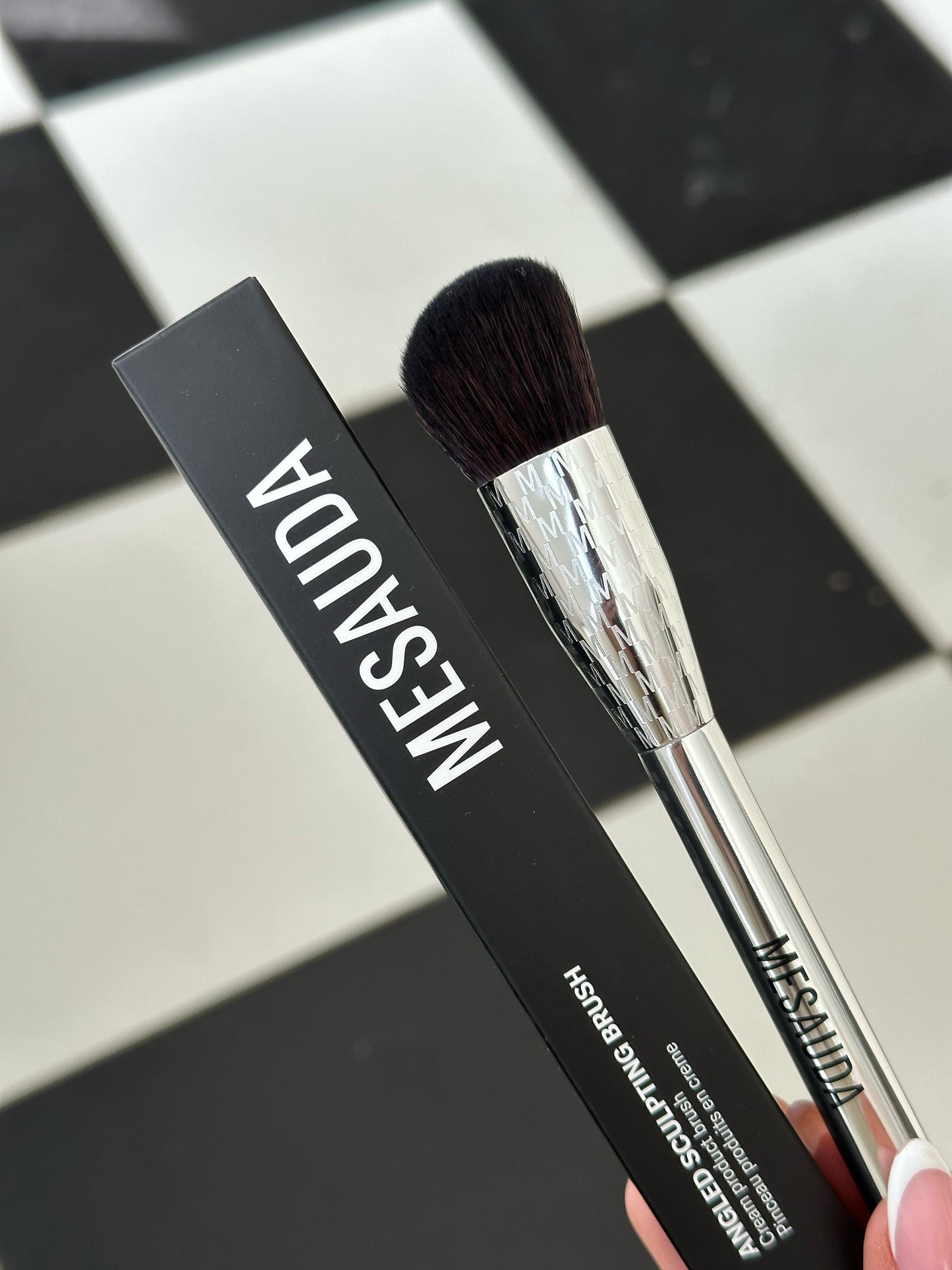 MESAUDA Angled Sculpting Cream Product Brush