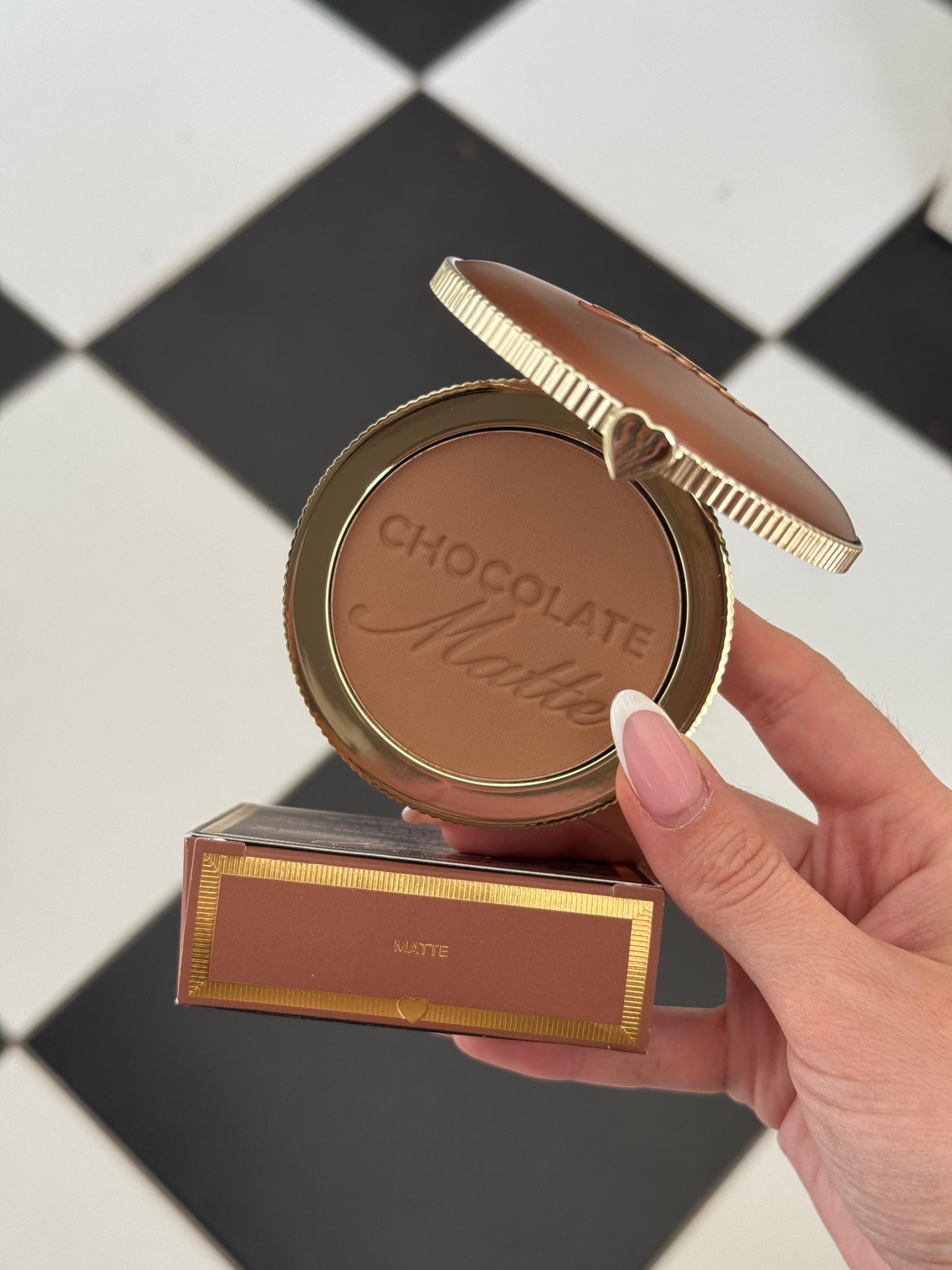TOO FACED Chocolate Soleil Matte Bronzer